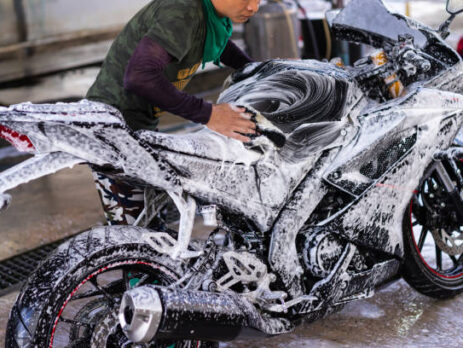Mua nước rửa xe máy với giá tại Xưởng